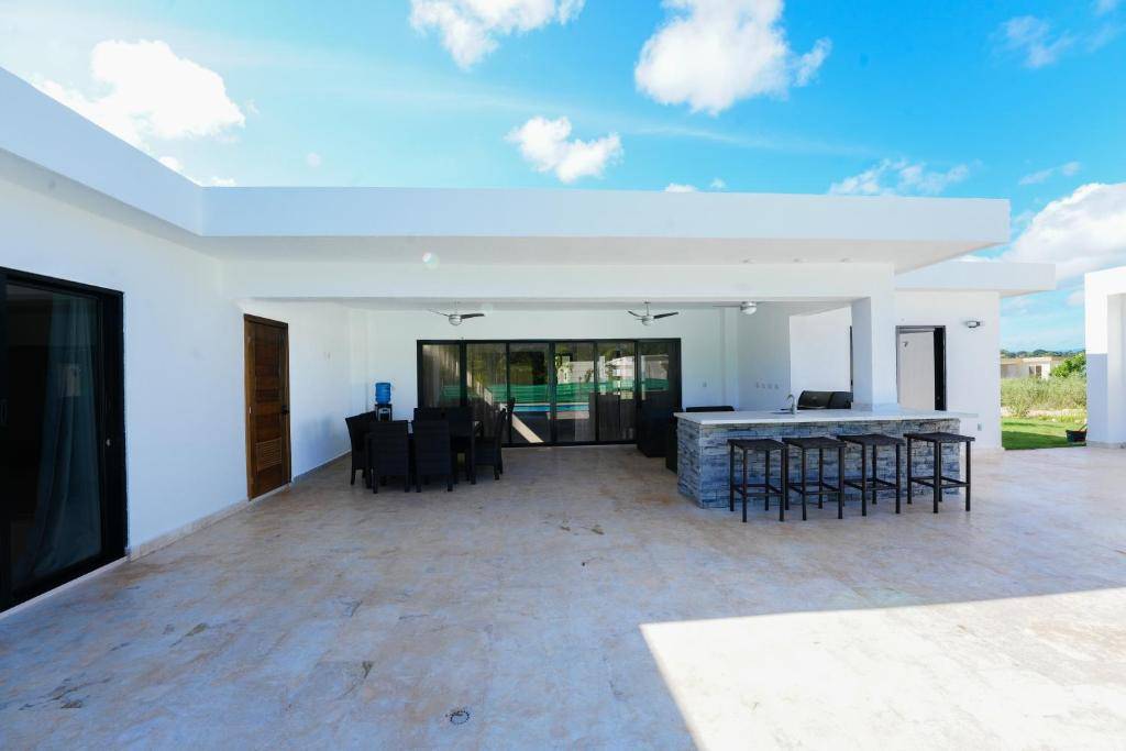 Instyle Residences at Casa Linda Villas, view 16